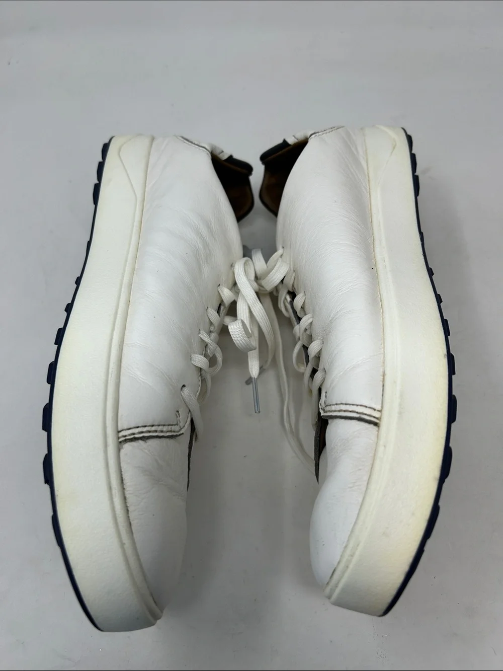 OluKai Mens WAIALAE White Leather Golf Athleisure Tennis Shoes 10.5